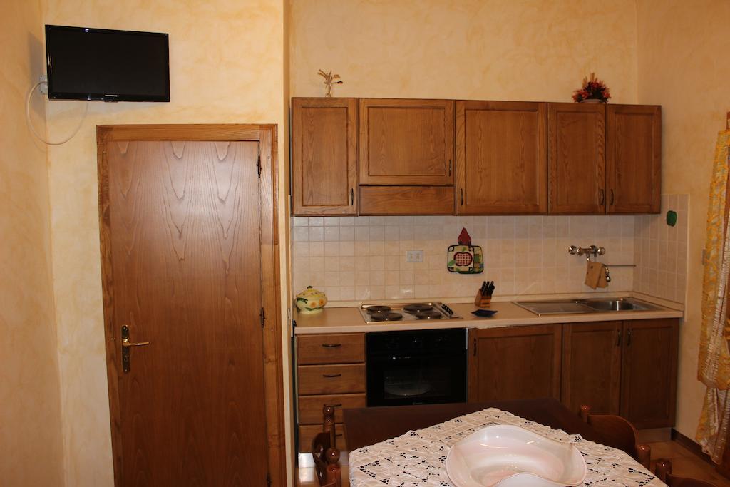Il Vecchio Cipresso Apartment San Gimignano Room photo