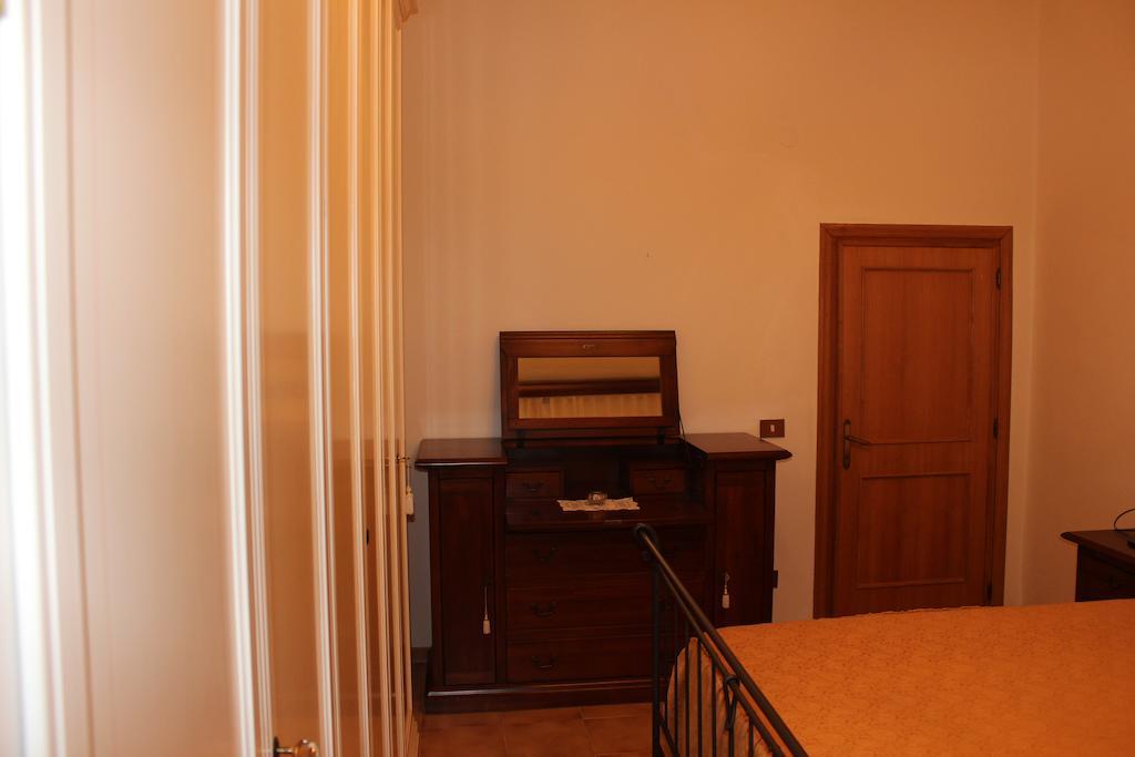 Il Vecchio Cipresso Apartment San Gimignano Room photo