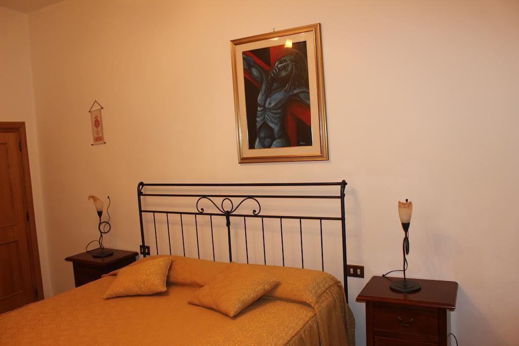 Il Vecchio Cipresso Apartment San Gimignano Room photo
